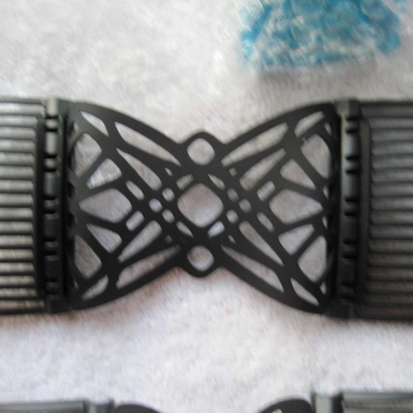 Scunci Comfy Comb Plastic Silicone Updo Stretch Style Hair Clip Black Blue Pink - Picture 14 of 16